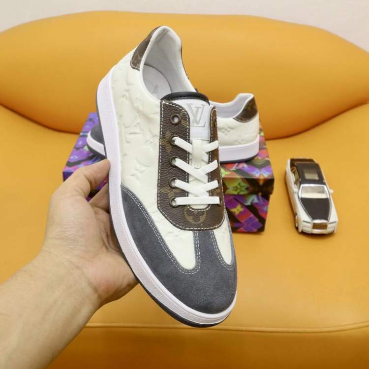 Picture of Louis Vuitton Shoes _SKULVsz38-44mnf101115462